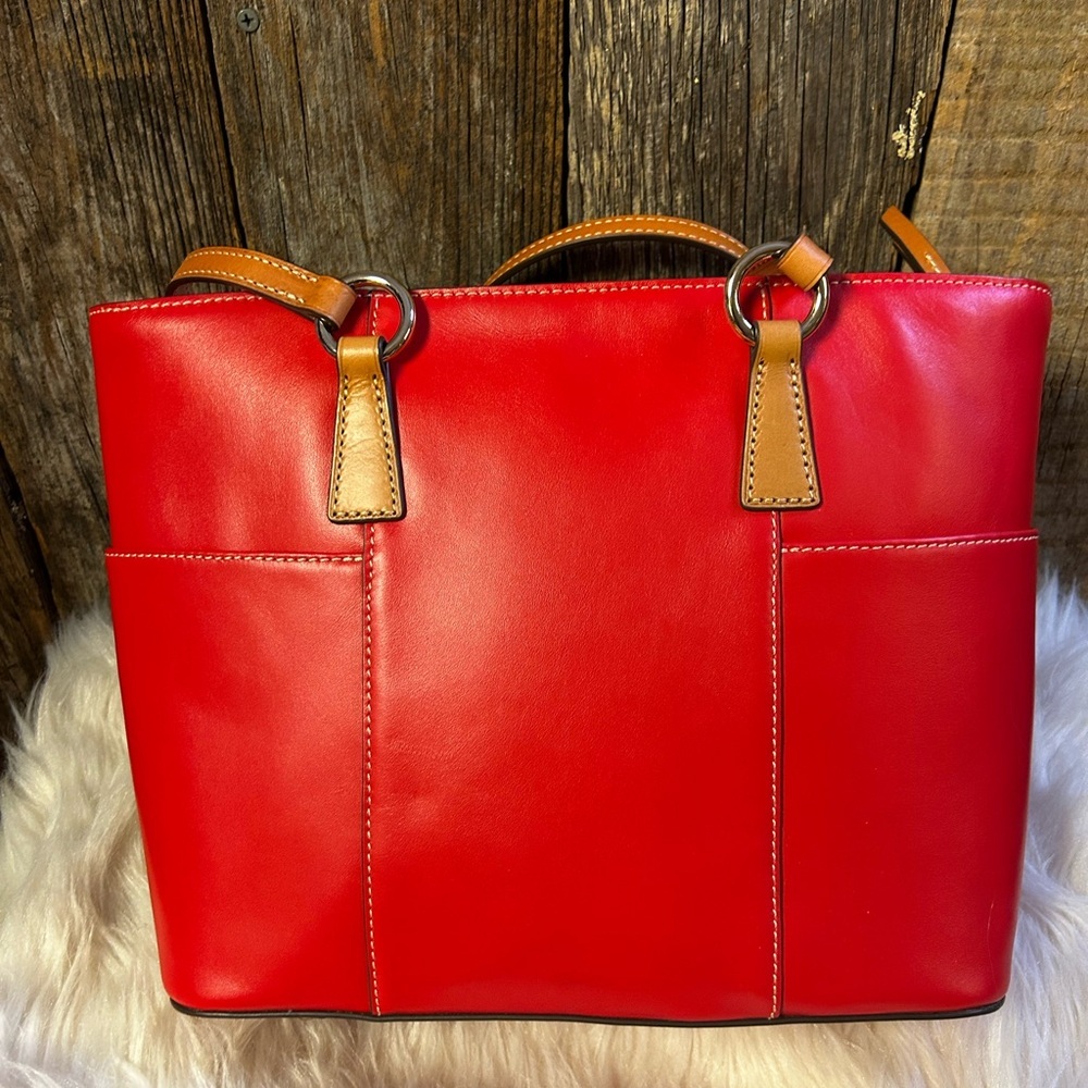 Dooney & Bourke Wexford Small Helena Red BAG - Picture 2 of 16